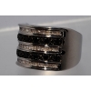 Продам серебряное кольцо с черными и белыми бриллиантами