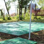 Для садовых дорожек и площадок для массовых мероприятий пластиковое тротуарное покрытие